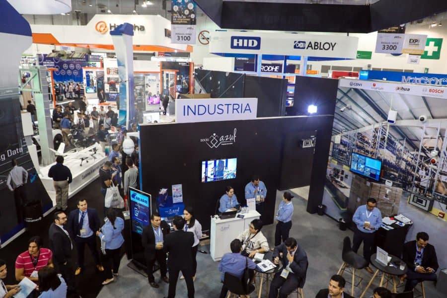 Vista panorámica del equipo directivo de TSC en Expo Seguridad México 2025